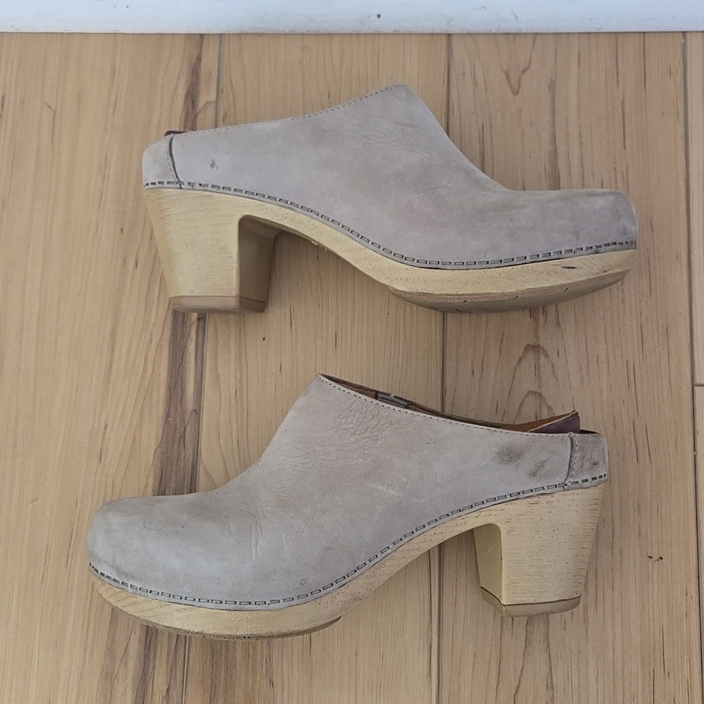 Dansko Clogs Size 37
